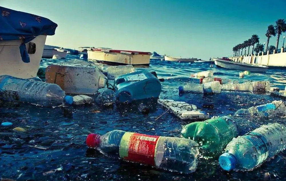 2.3 million tons! Research: Global marine plastic pollution has reached an 